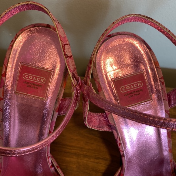 Coach Pink Signature Elisa Sandals - Picture 4 of 10